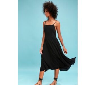 Lulu's black midi dress. NWT. Size XL.